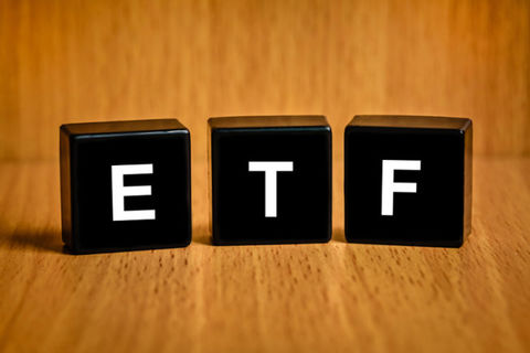 خرید واحدهای صندوق قابل معامله (ETF) از بامداد ۱۴ اردیبهشت
