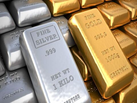 کاهش قیمت طلا و نقره در بازارهای جهانی