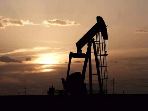 قیمت نفت خام به بالاترین سطح یکسال اخیر رسید