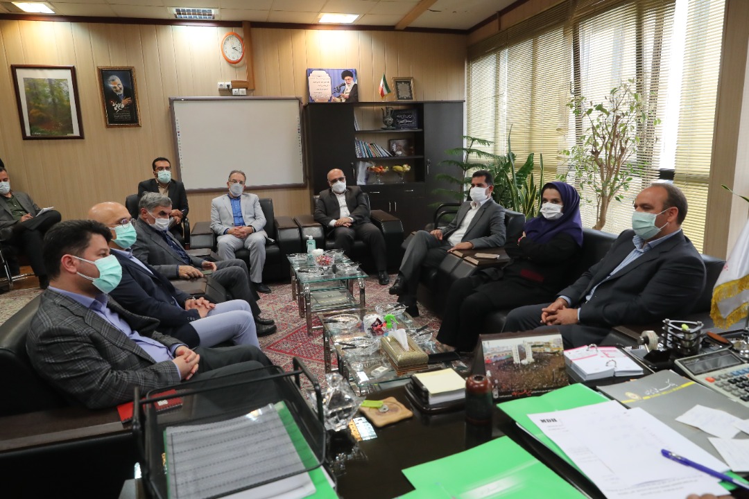 تزریق واکسن کرونا به همه کارکنان شبکه بانکی کشور توسط بانک ملی ایران