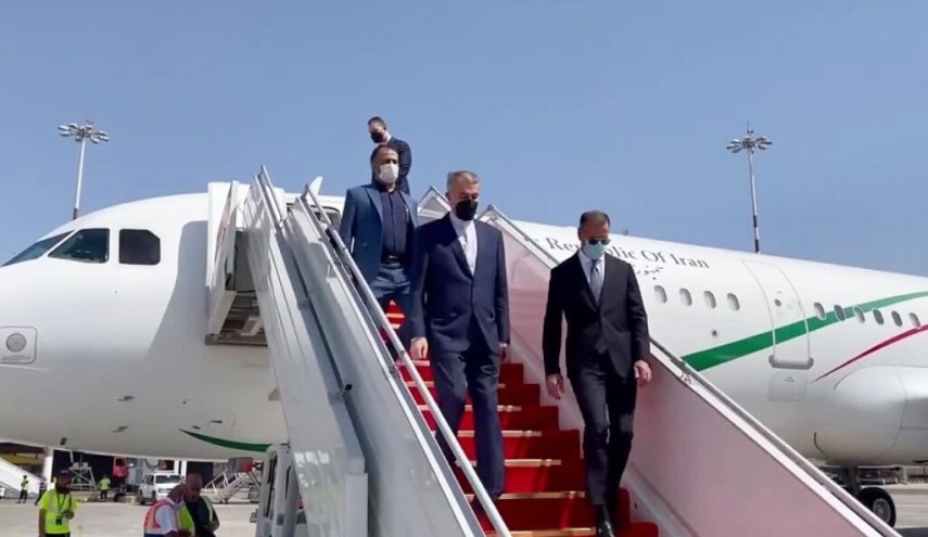 وزير الخارجية الايراني يصل الى بكين