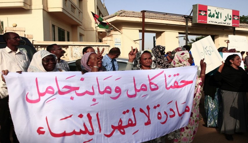 “بيان أممي” يدين اعتقال الخرطوم “ناشطة نسوية”
