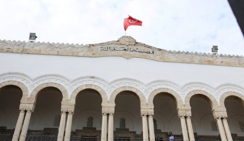 المجلس الأعلى للقضاء في تونس يرفض قرار سعيد ويؤكد مواصلة مهامه