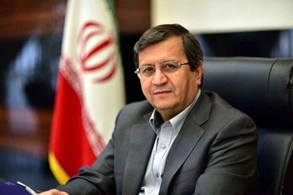 همتی تاکید کرد واردات کالاهای اساسی و دارو بدون وقفه ادامه دارد