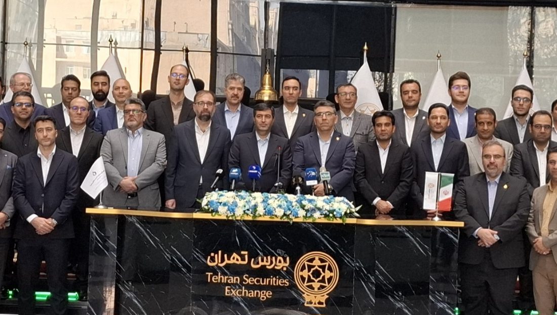 گزارش تصویری آیین عرضه اولیه سهام شرکت گروه پتروشیمی تابان فردا در بورس اوراق بهادار تهران