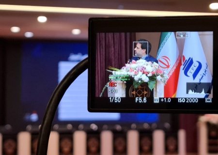 گزارش تصویری آیین معارفه شرکت پتروشیمی تبریز با نماد شتبریز در شرکت بورس تهران